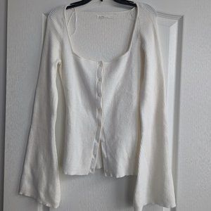 Oak + Fort White Button Top